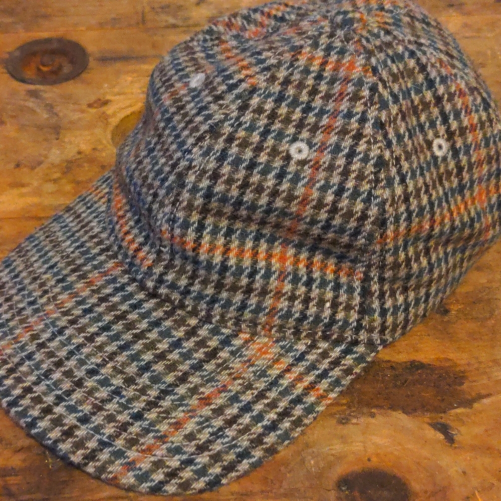 Tweed hat